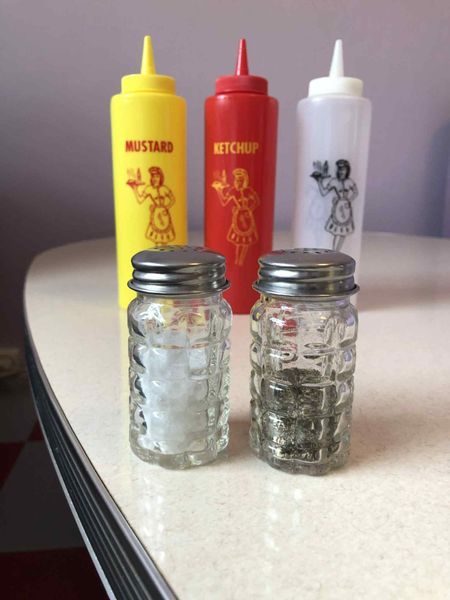 Salt & pepper b&oslash;sser